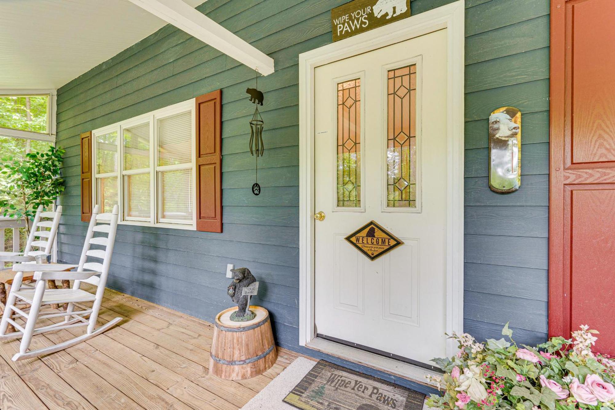 Secluded Cabin With Porch - 7 Miles To Lake Chatuge! Hayesville Esterno foto