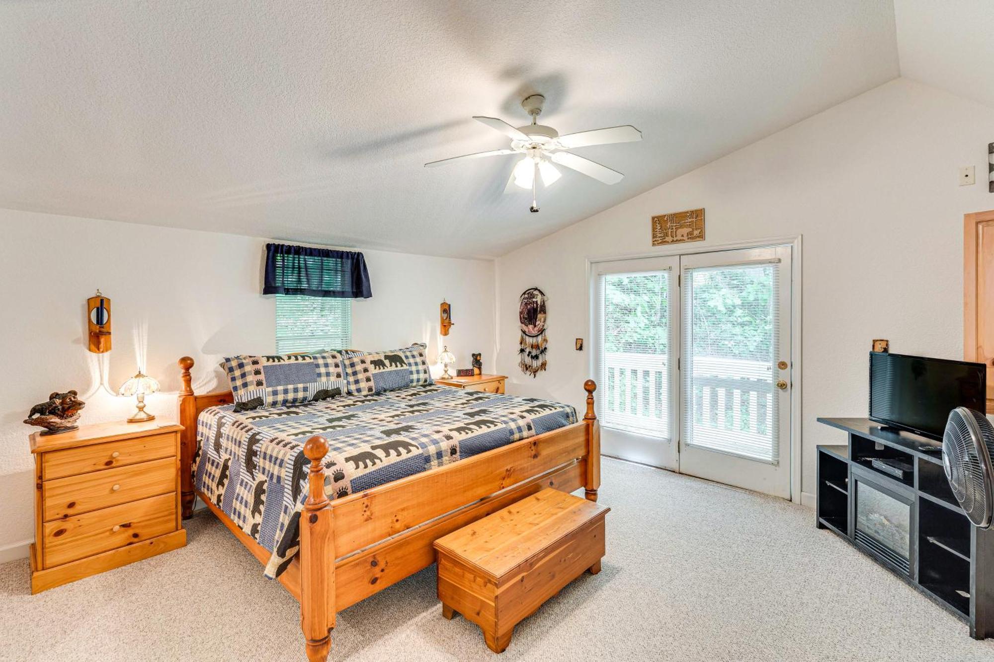 Secluded Cabin With Porch - 7 Miles To Lake Chatuge! Hayesville Esterno foto