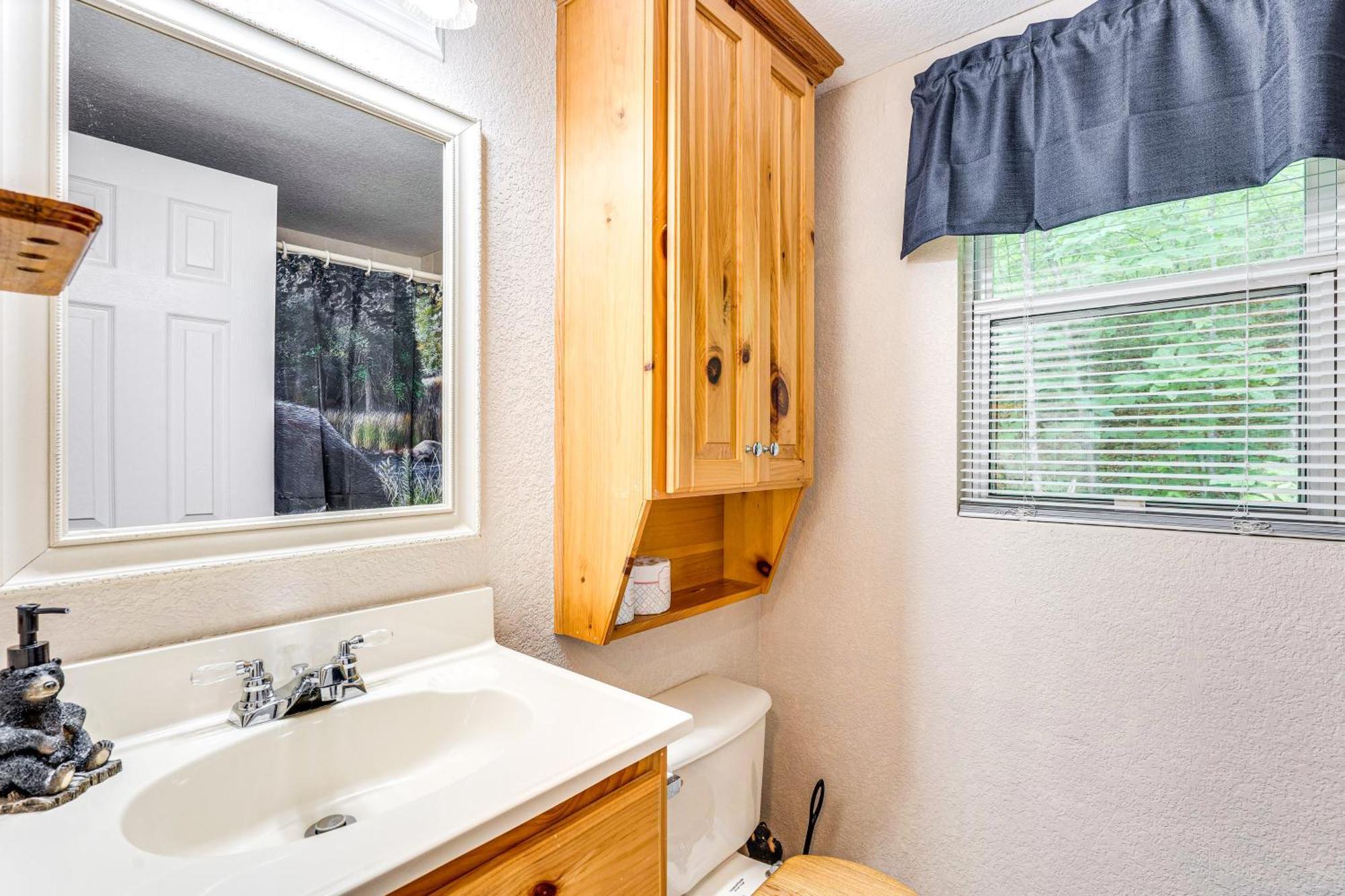 Secluded Cabin With Porch - 7 Miles To Lake Chatuge! Hayesville Esterno foto